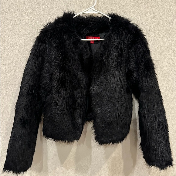 Hera Collection Jackets & Blazers - Fluffy Black Faux Fur Jacket